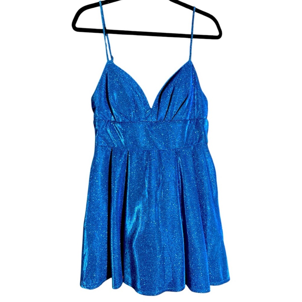 B Darlin juniors women’s cocktail dress
